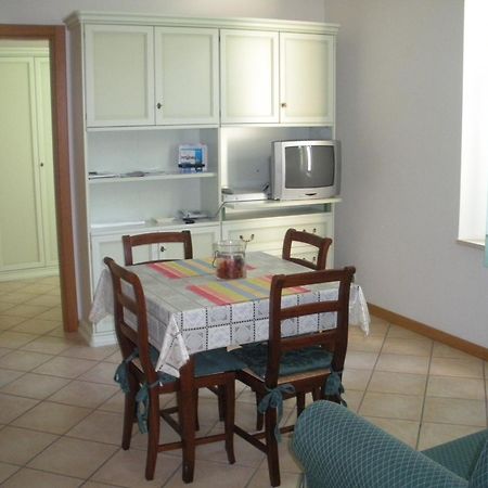Residence Bizzoni Terni Bagian luar foto