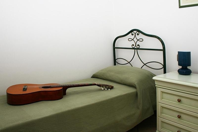 Residence Bizzoni Terni Bagian luar foto