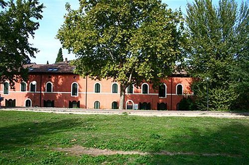 Residence Bizzoni Terni Bagian luar foto